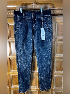 KBS Women’s Jeans Size 28x39 Blue Acid Wash Distressed Slim Fit 100% Cotton NWT